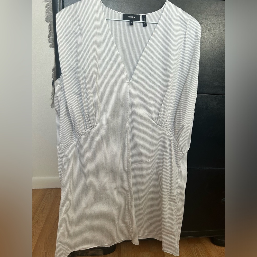 Theory tunics
